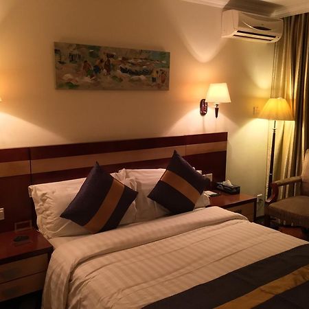 G.S Plaza Hotel 阿克拉 外观 照片