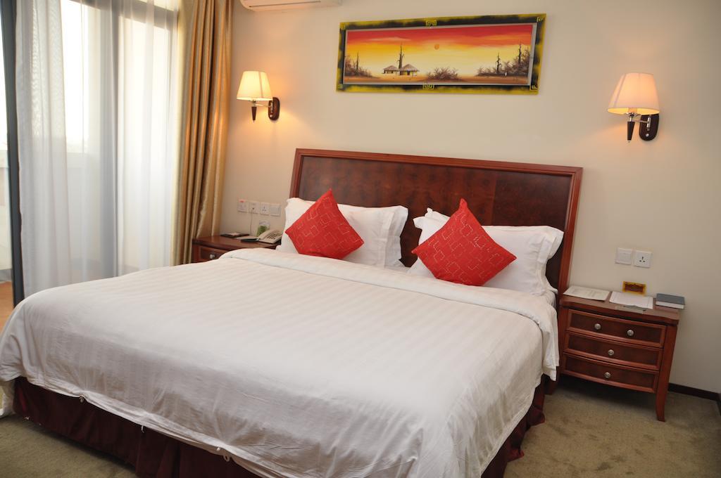 G.S Plaza Hotel 阿克拉 外观 照片