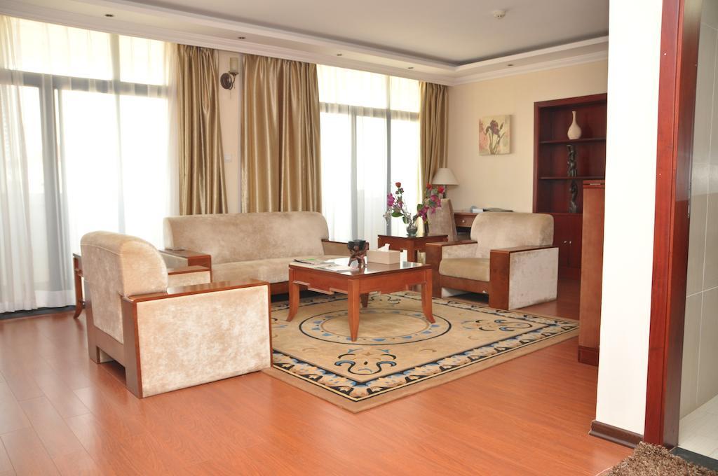 G.S Plaza Hotel 阿克拉 外观 照片